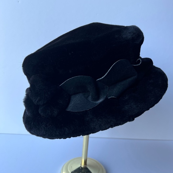 1990’s Holt Renfrew Fashion Hat - Picture 11 of 12